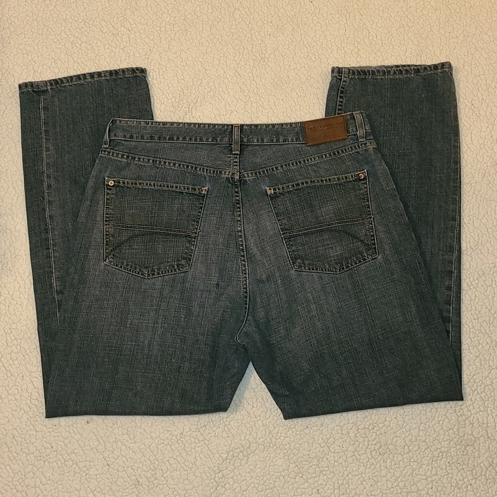 Tommy Hilfiger men's freedom fit jeans